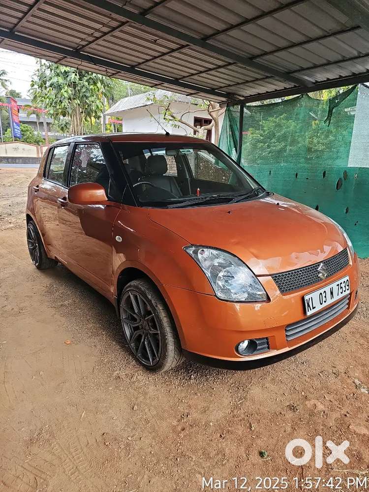 Swift zxi petrol