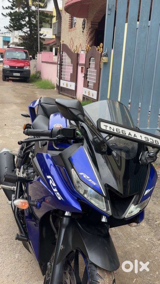 Yamaha R15 V3