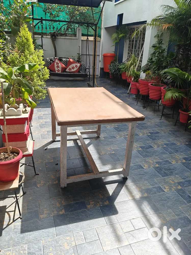 Big table for sale