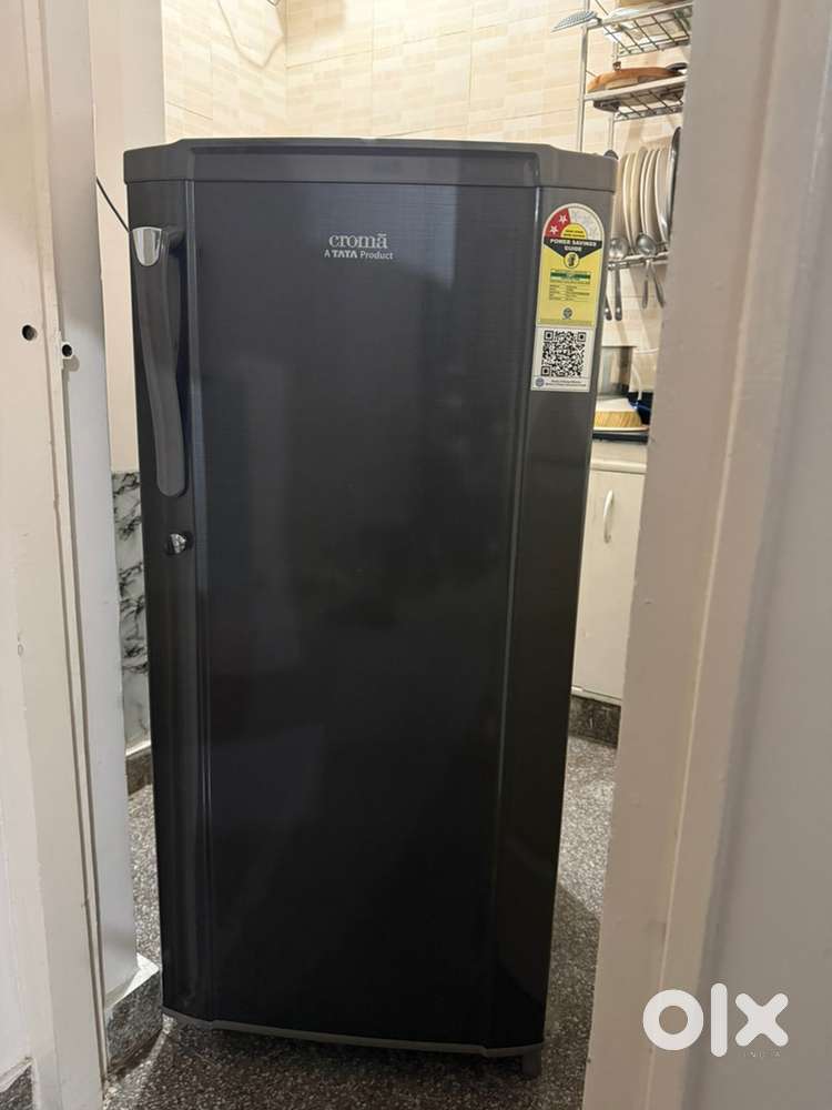 URGENT SALE : FRIDGE