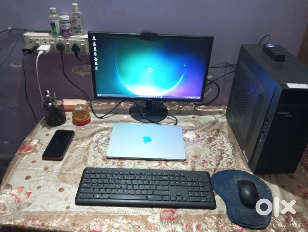 Powerful i7 Desktop PC  16GB RAM  256GB SSD  GT 710  31 Monitor