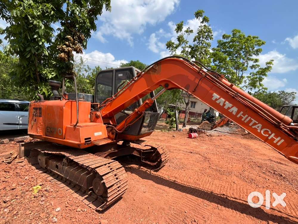 Tata 70 Hitachi
