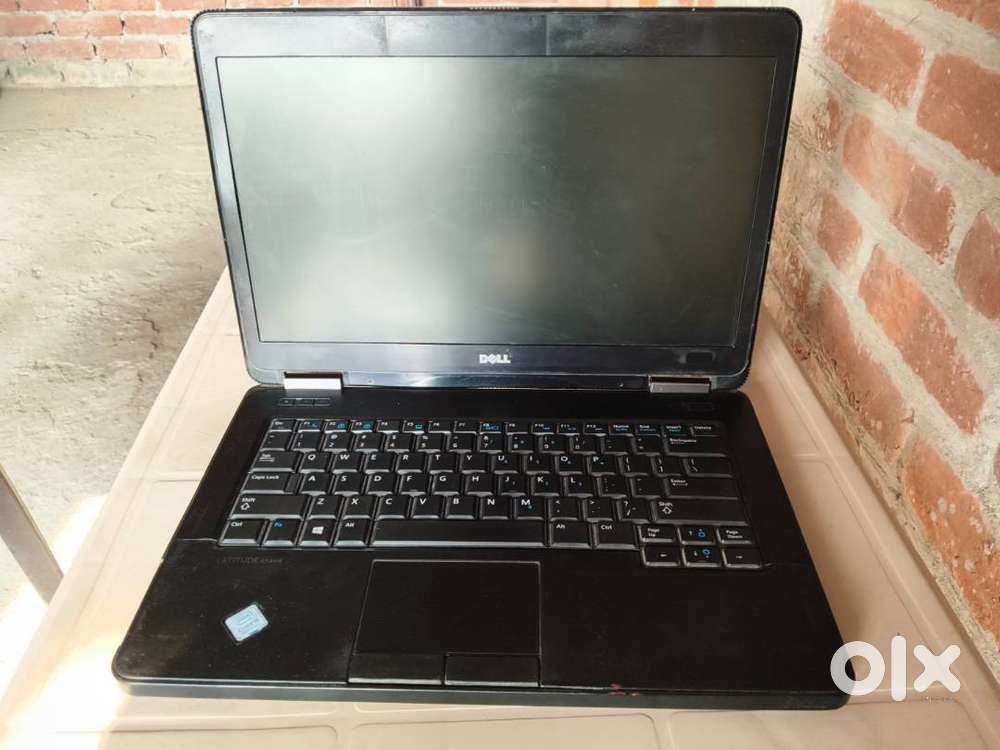 Dell laptop  near milak&mirganj (rampur)