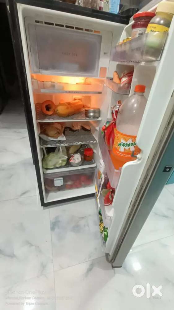 Single door fridge
