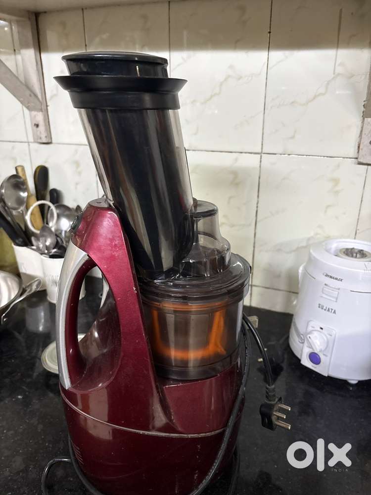 Hestia Cold Press Juicer