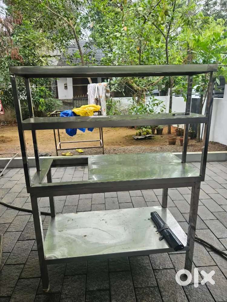 Juice maker table bakery