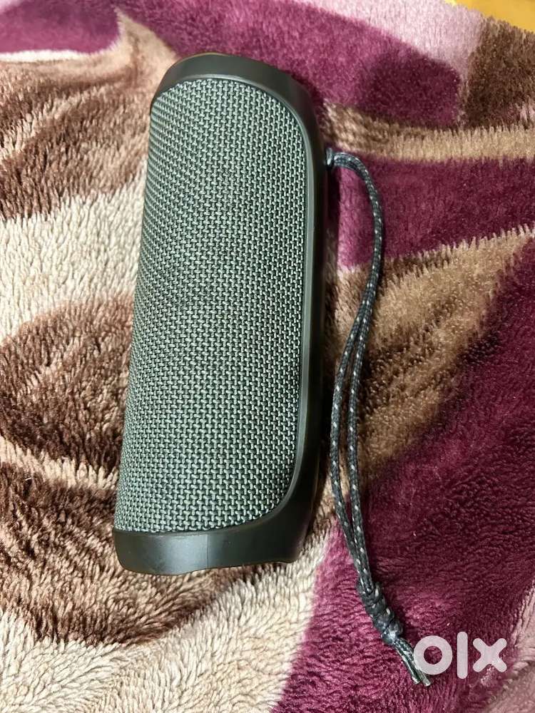 Jbl essential 2 speaker