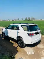 Car 2013 model ha aur ₹13,00,000