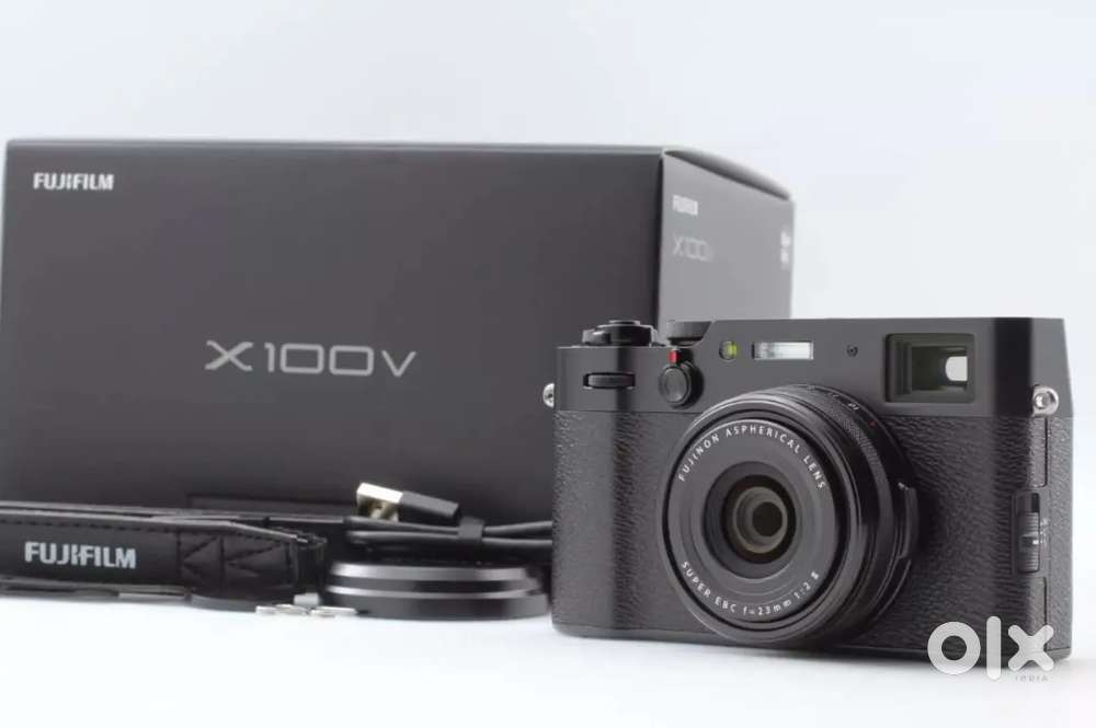 Fujifilm X100V Black Digital Camera 26.1MP