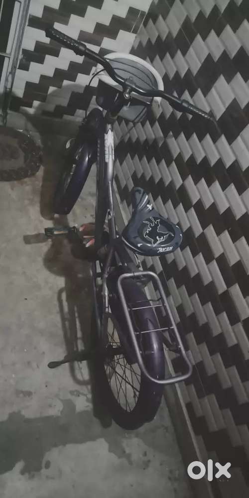 AVON Cycle Excellent Condition