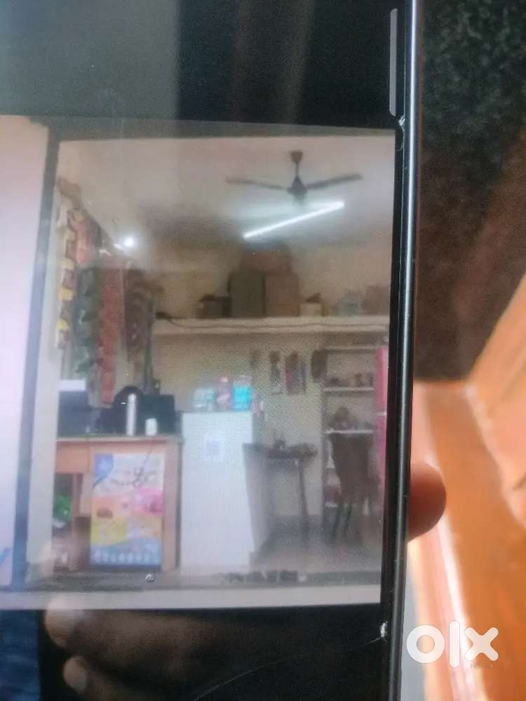 Imported wooden dinning table with 04 chairs