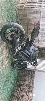 R15 v3 bs6 model