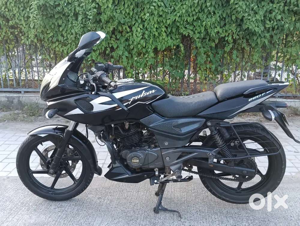 I went my Bajaj Pulsar 220cc  ABS  (2019/10month) sell