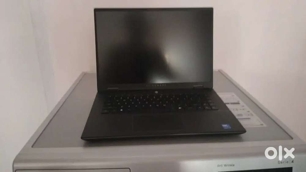 Alienware m16 r2 gaming laptop (8 months old)