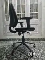 Used office chairs Revolving Chairs 10 Nos