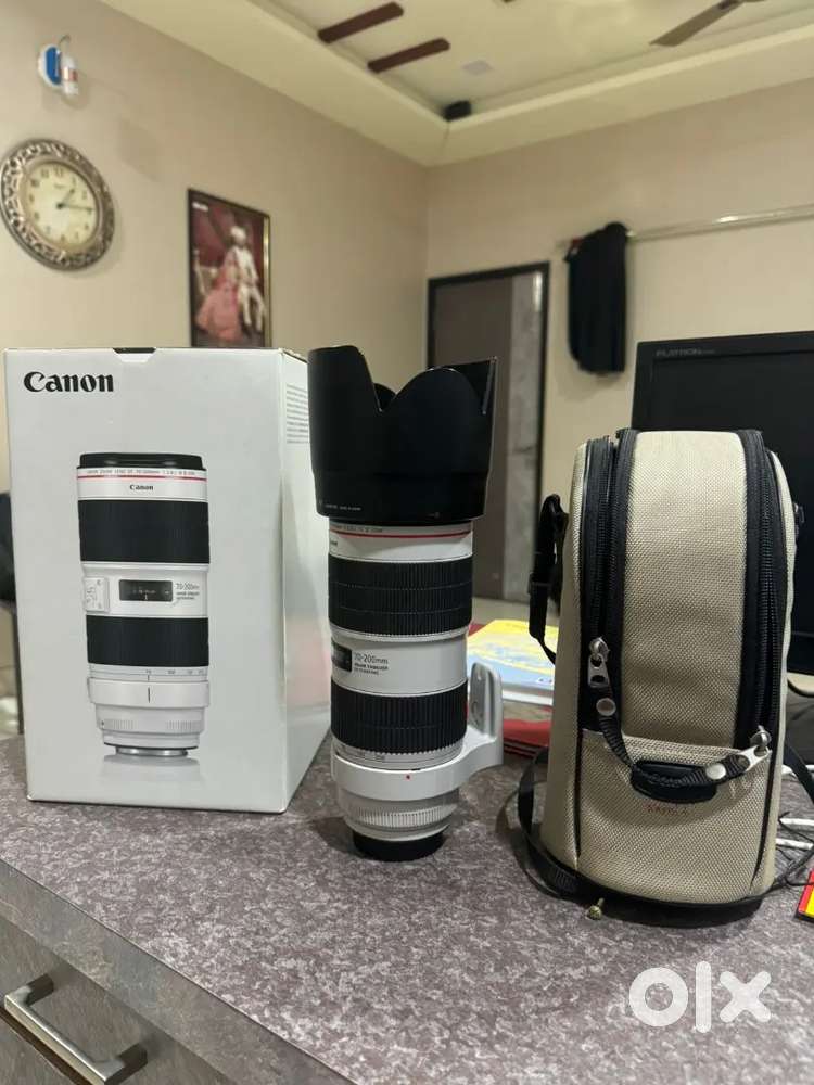 Canon 70-200 mm is iii USM New Condition Lens