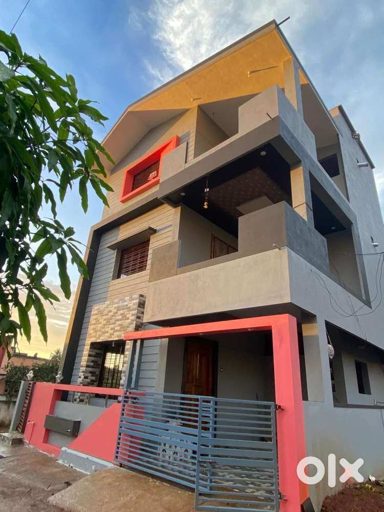 2BHK GROUND FLOOR IS FOR RENT.