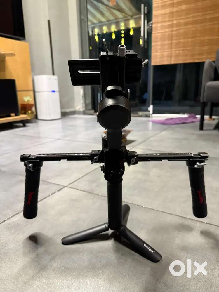 DJI RS3 Gimbal Stabilizer