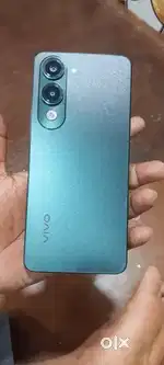 Vivo Y19e 4/64 only 5 Mont use full new phone h bill box charger sab h