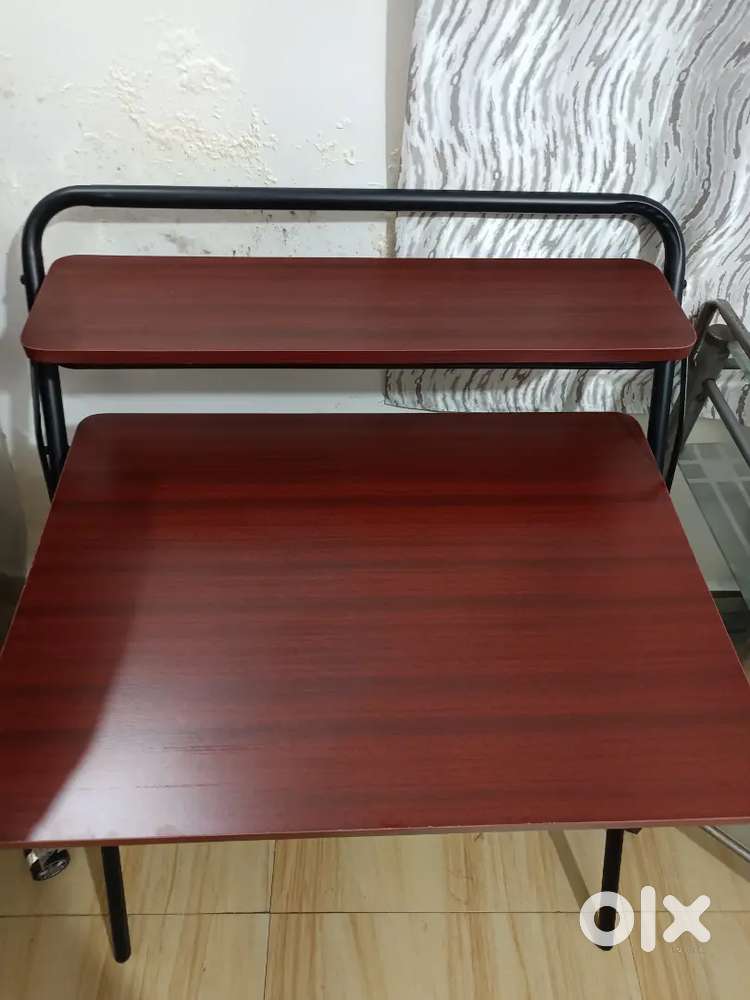 Foldable Working Table