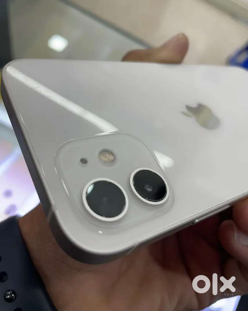 Get iPhone 12 Refurbished at genuine price in your budget