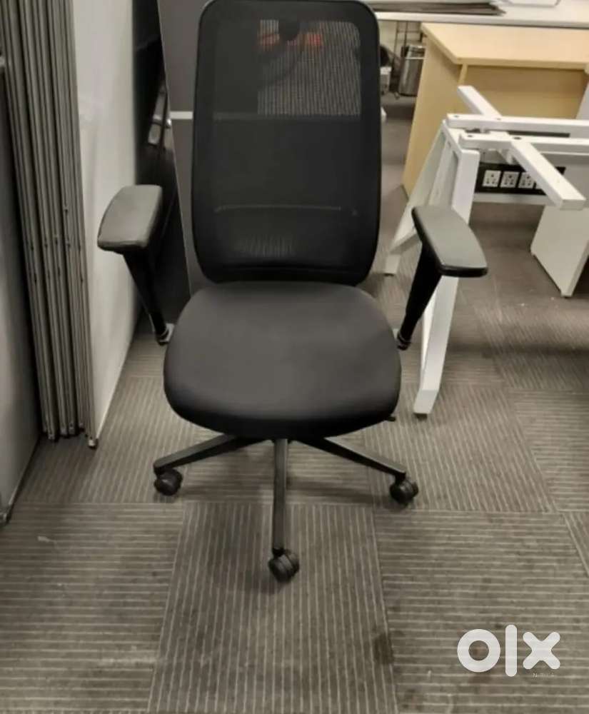 Steelcase Personality Plus