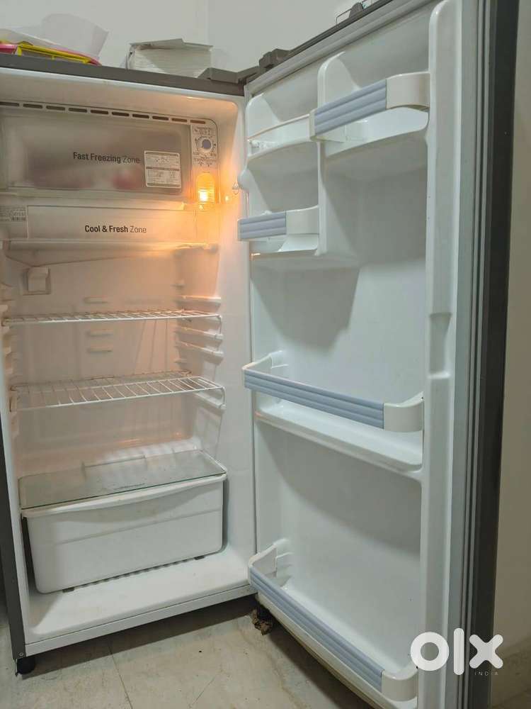 Single door fridge