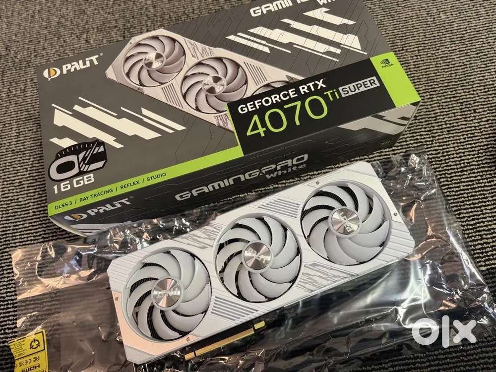 Used card PALIT RTX 4070 Ti SUPER GamingPro White OC Edition 16GB.