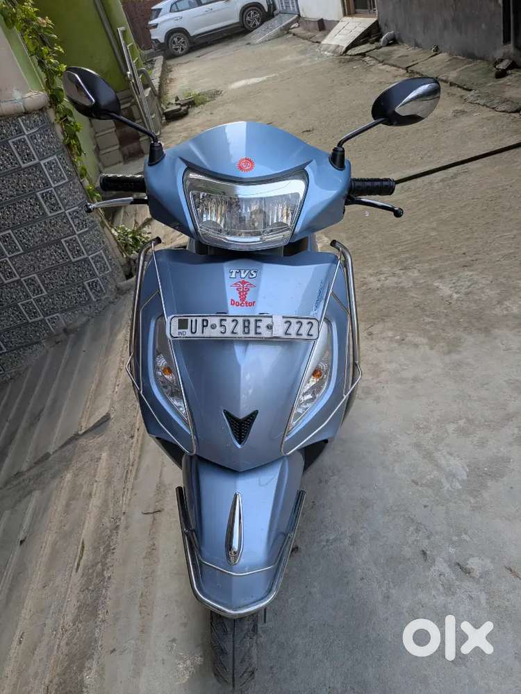 TVS Jupiter GRANDE Edition