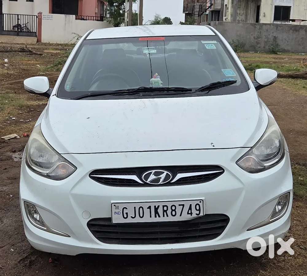 Hyundai Verna 2012 Petrol Well Maintained