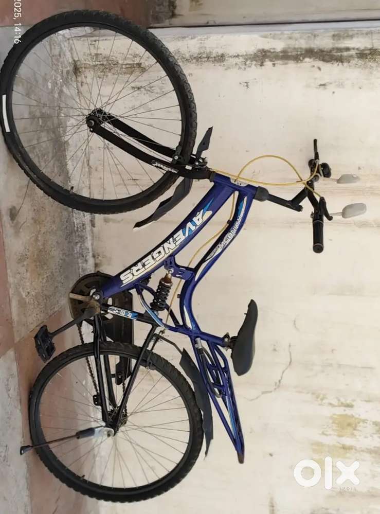 Rainbow Avenger Bicycle in NEW CONDITION