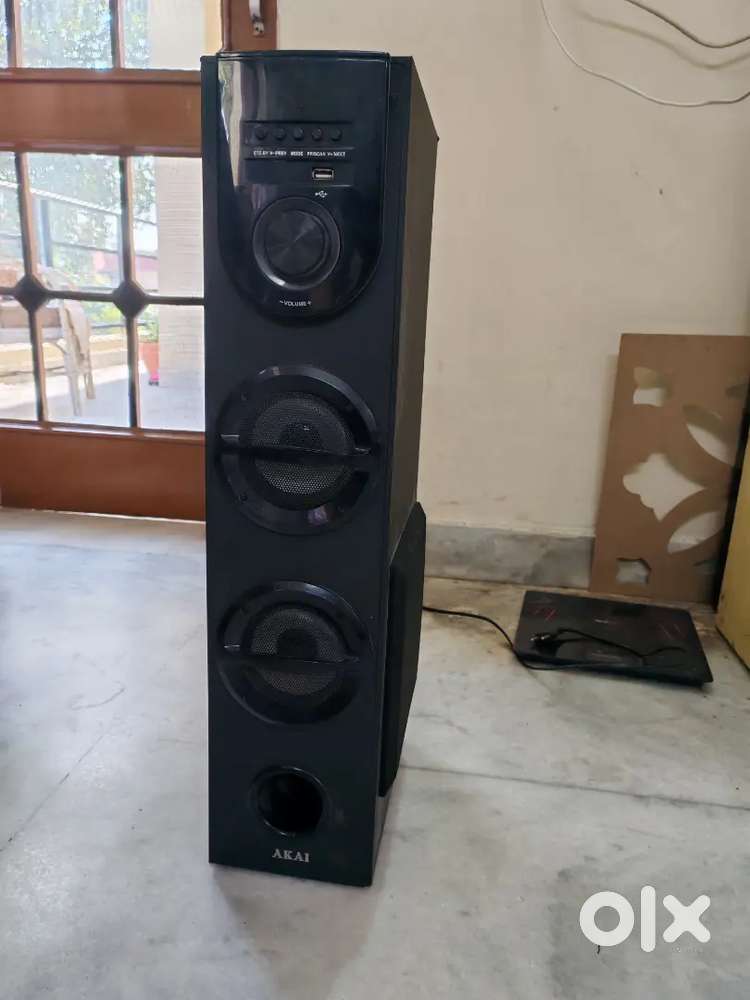 AKAI Tower Bluetooth Wireless Speaker 60W RMS with Remote 