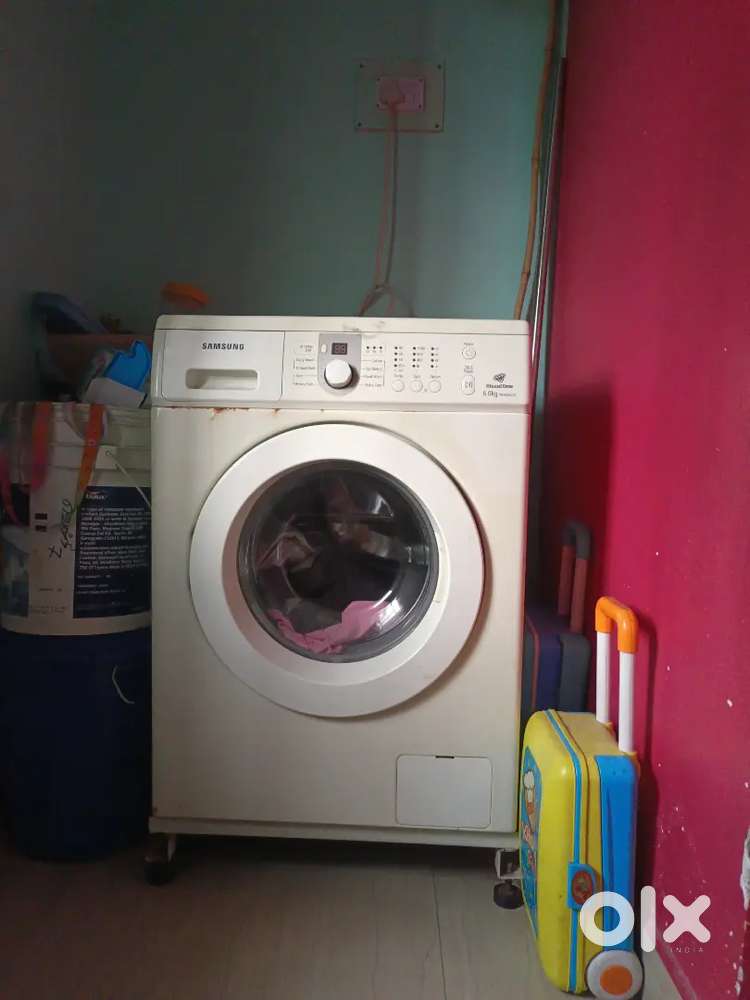 Front load washing machine