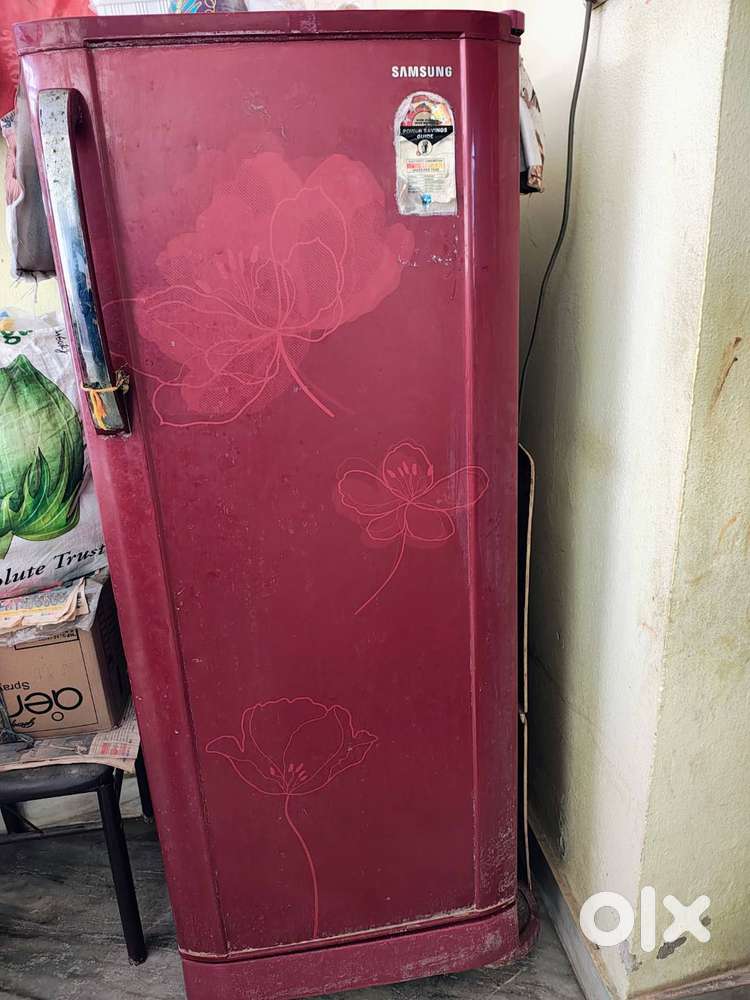 Samsung , Model: 2012 , Liters : 210  liters , star : 3