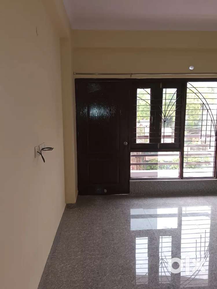 2bhk flat available for rent at maple leaves apartment civilines