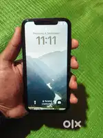iphone xr converted toh 16 black back panel track okey condition