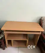 Computer table