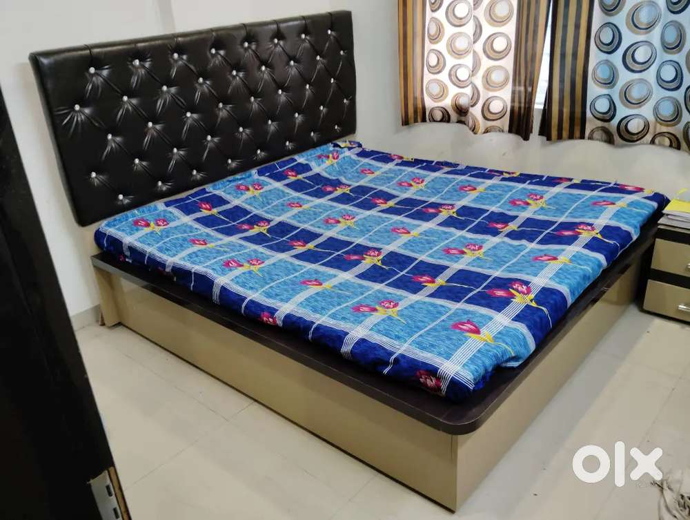 Detachable Wooden Bed and wardrobe 3 pc Cupboard