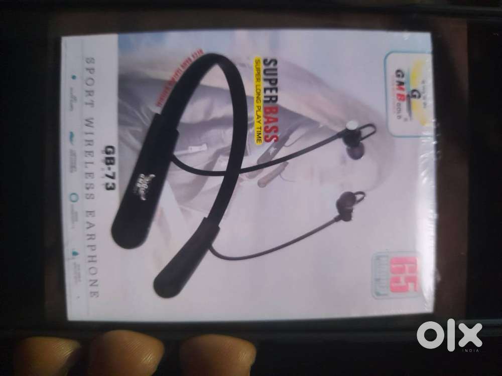 This is an headphone (earband)