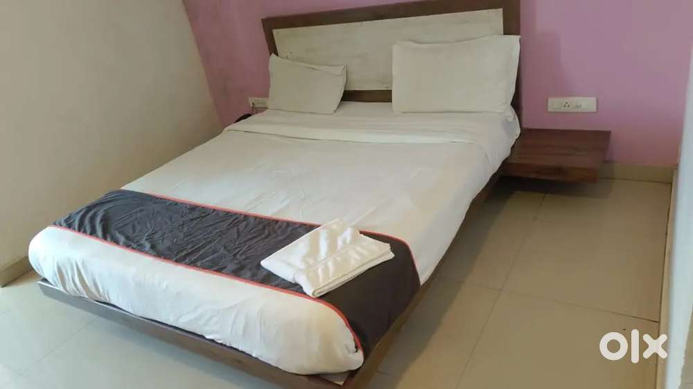 Housekeeping and bhel boy