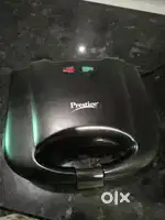 Waffle maker