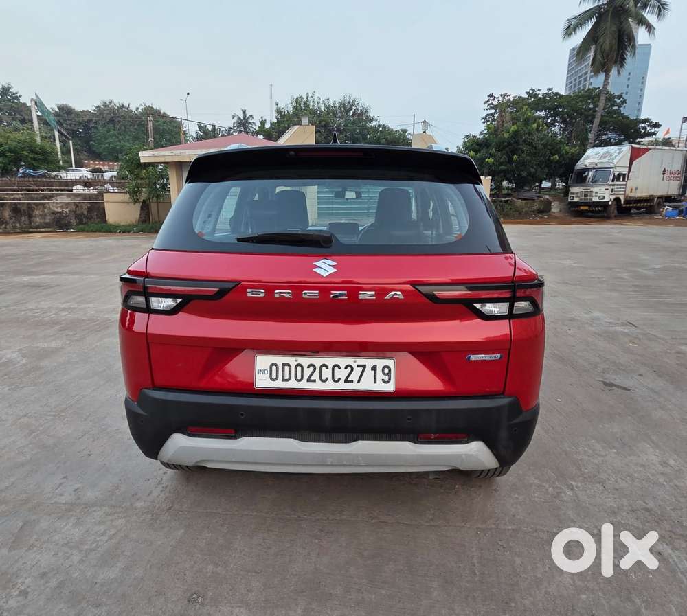 Maruti Suzuki Brezza 1.5 ZXI SMART HYBRID DUAL TONE, 2023, Petrol
