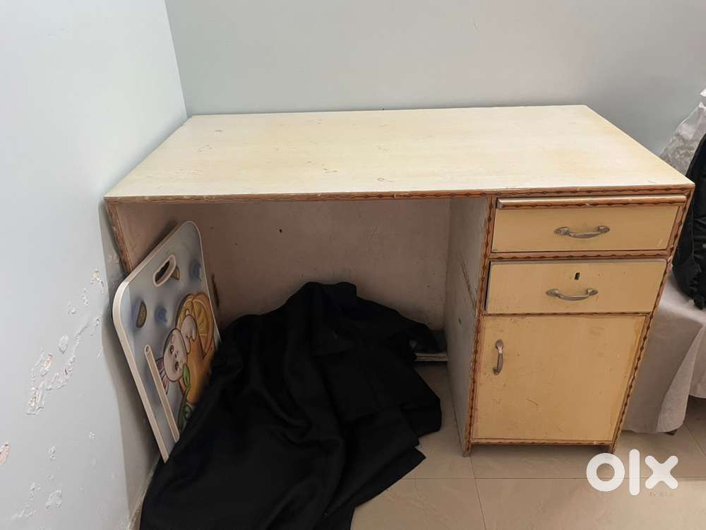 Study + computer wooden table