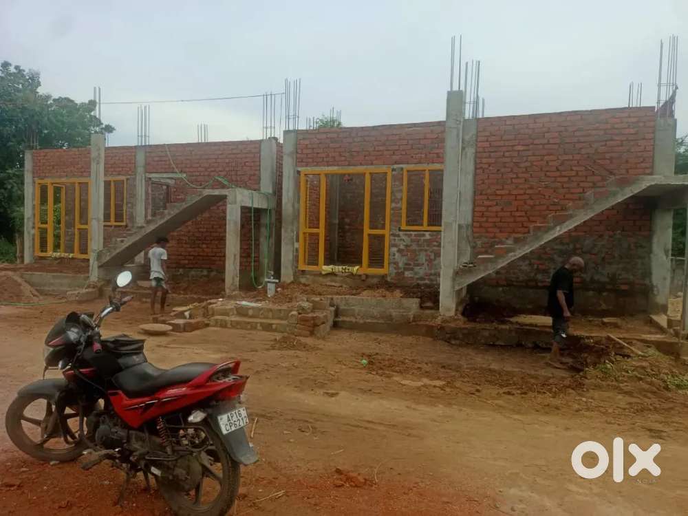 30ft road north facing side independent house 75sq yard