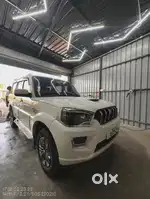 Mahindra Scorpio 2017 Diesel Well Maintained