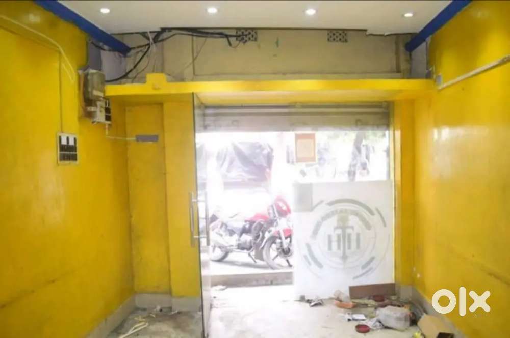 Urgest Shop space for rent