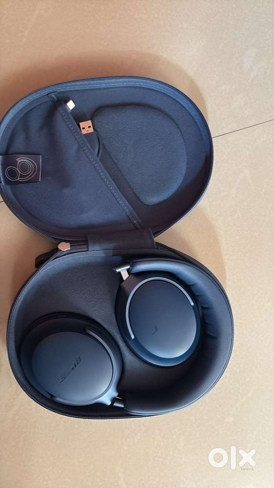 BOSE QUIET Comfort, 7 month old will bill and box
