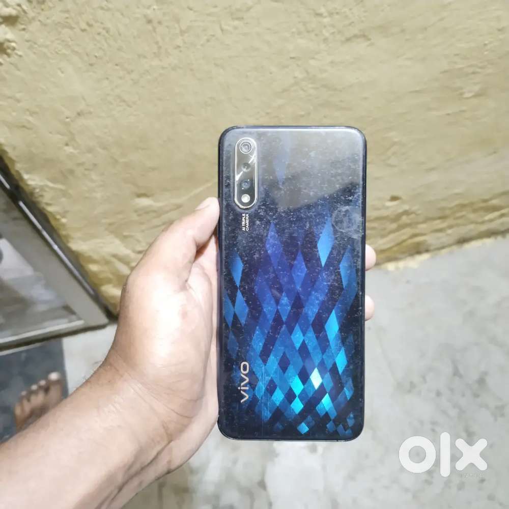 Vivo s1  4/128