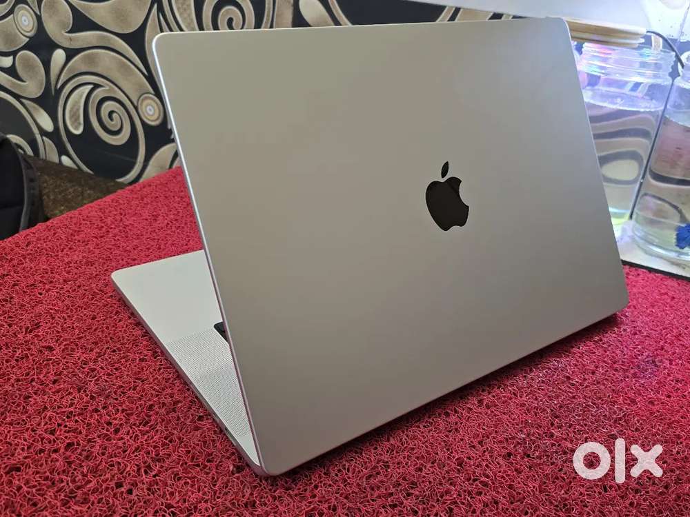 M1 PRO  Apple Macbook 16inch 16gb 512gb SSD  Retina XDR Display