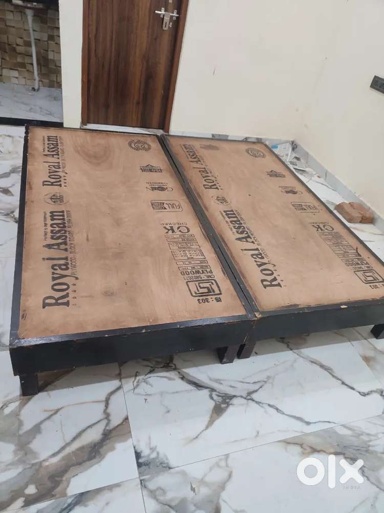 Two 3×6 Beds For Urgent Sale